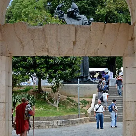 Artemia Διαμέρισμα Σπλιτ